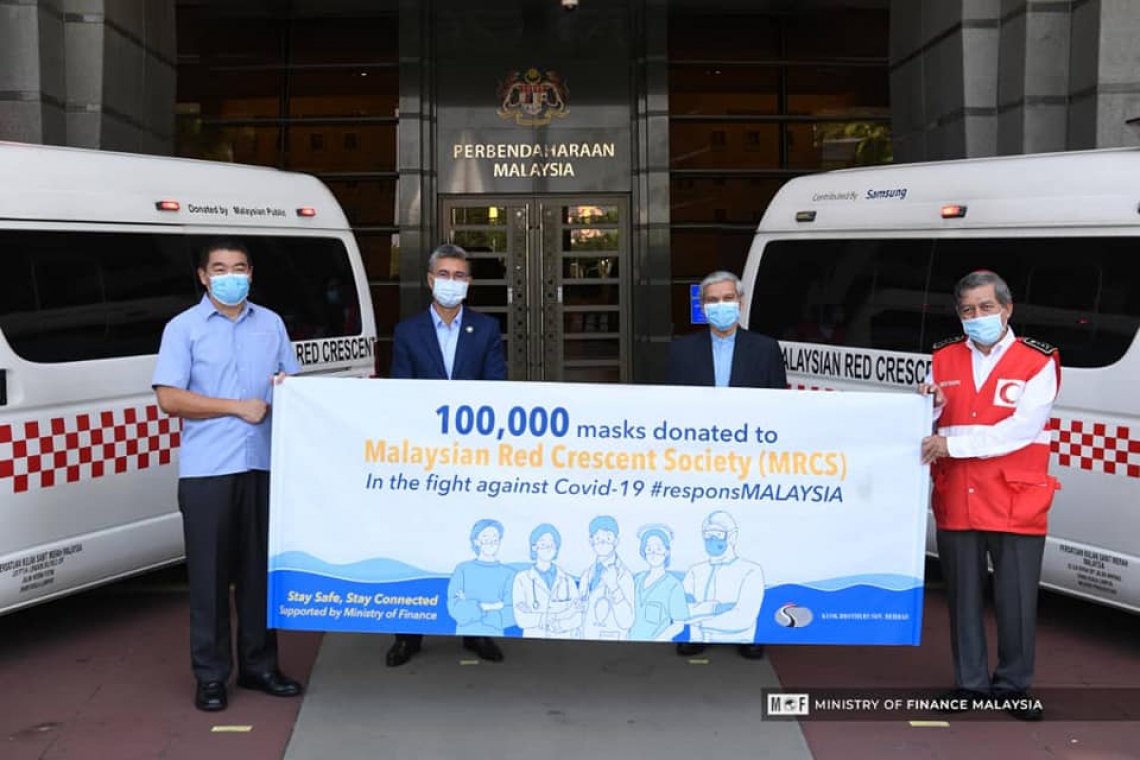 Majlis Penyerahan Sumbangan Oleh Yinson Holding Berhad, Kuok Foundation Dan China Communications Construction (ECRL) Sdn.Bhd.