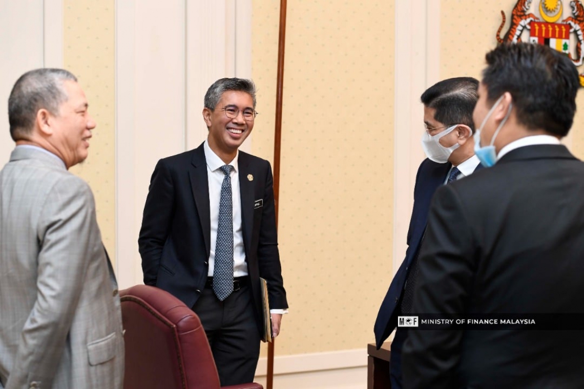 Pembentangan Pelan Pemulihan Ekonomi Jangka Pendek