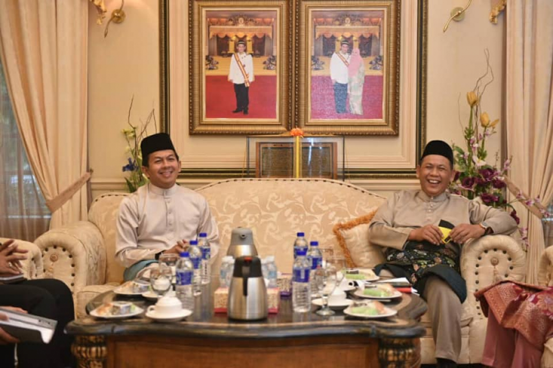 Kunjungan Hormat Ke Atas YAB Menteri Besar Negeri Sembilan