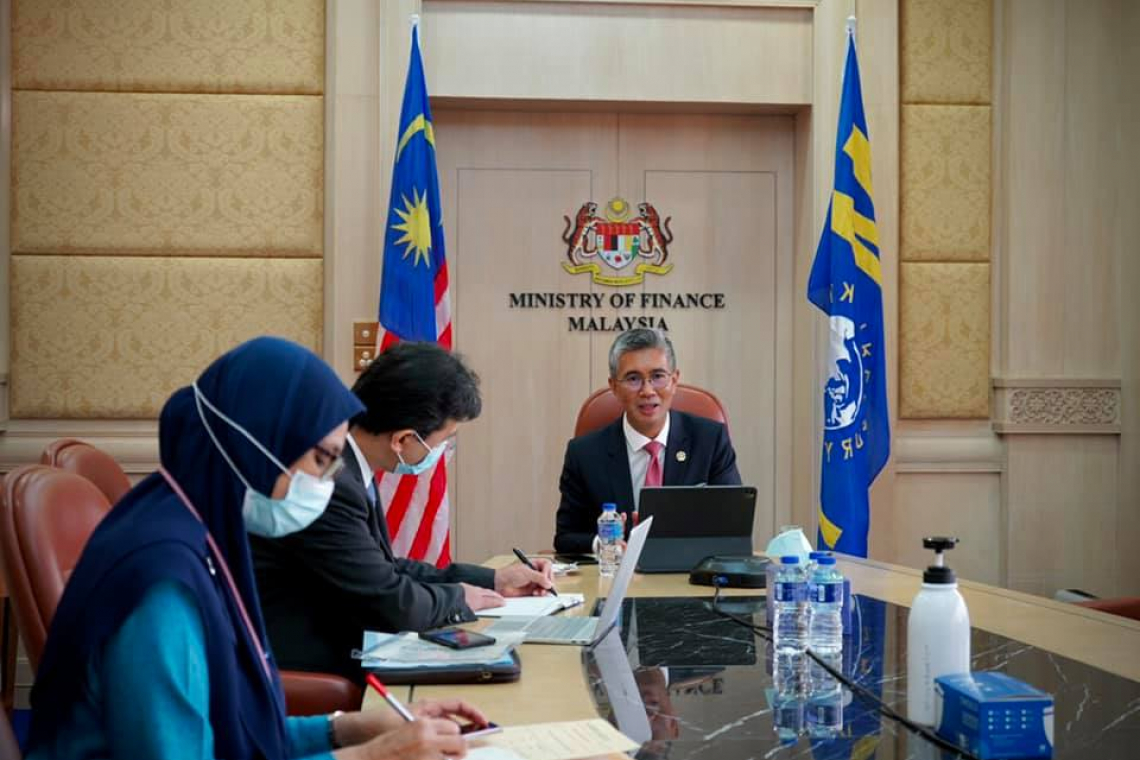 Mesyuarat secara maya bersama YB Menteri Kanan (Pendidikan)
