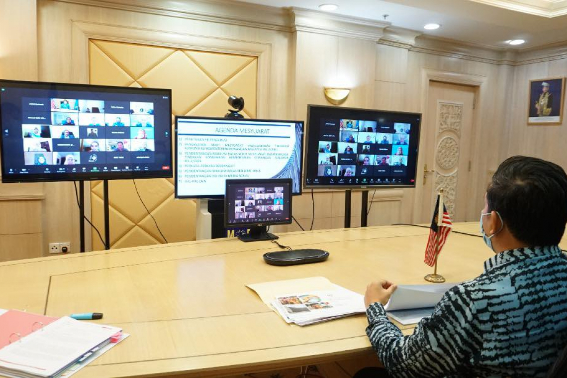 Mesyuarat bersama agensi-agensi di bawah MOF
