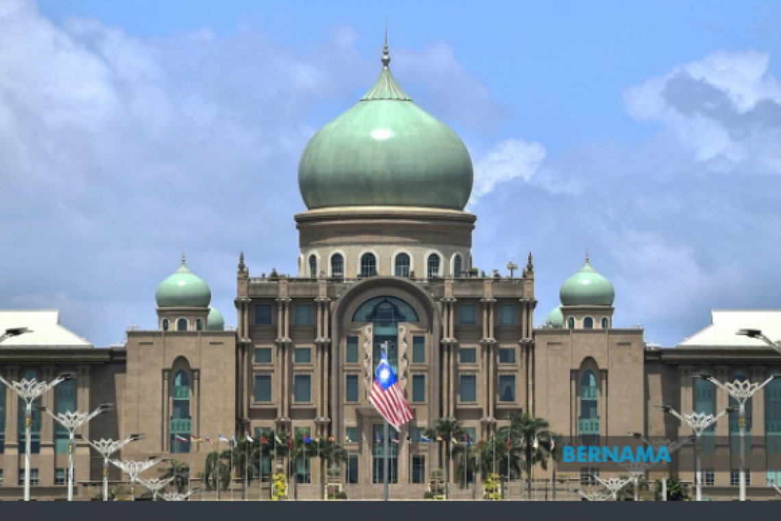 Ketepikan perbezaan kita dan pulihkan Malaysia kembali – Tengku Zafrul