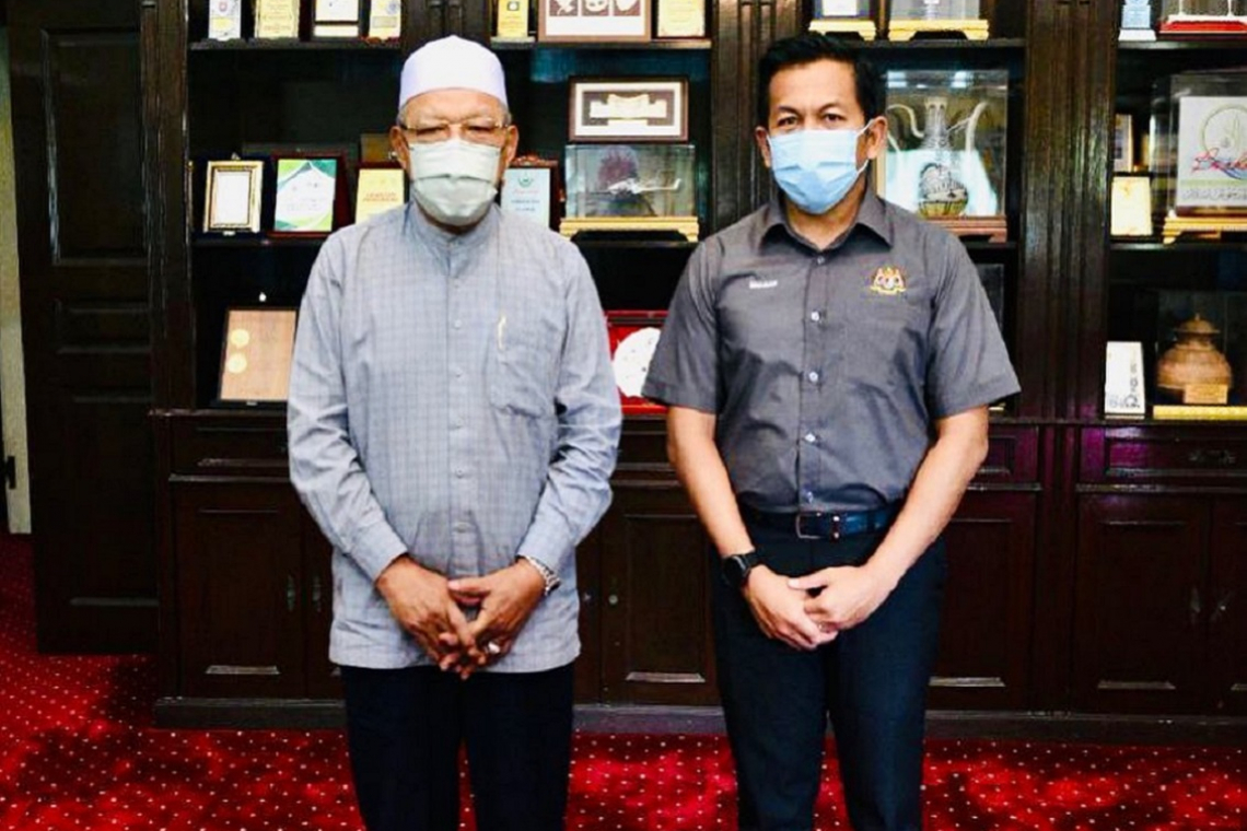 Sesi Kunjungan Hormat Terhadap YAB Menteri Besar Kelantan