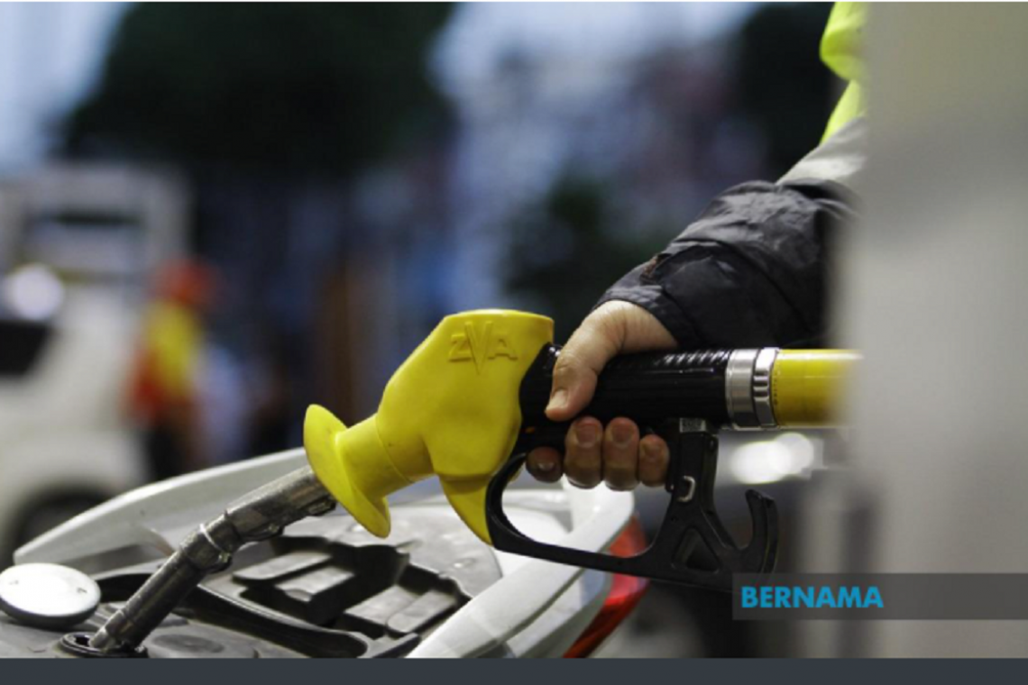 Harga RON97 naik sembilan sen, RON95 dan diesel kekal
