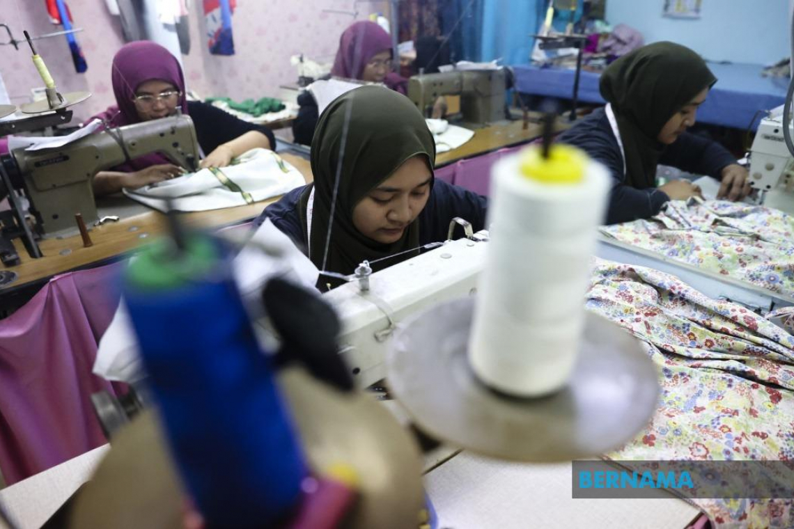 Govt disburses RM20.63 bln to wage subsidy programme up to March 18 – Tengku Zafrul