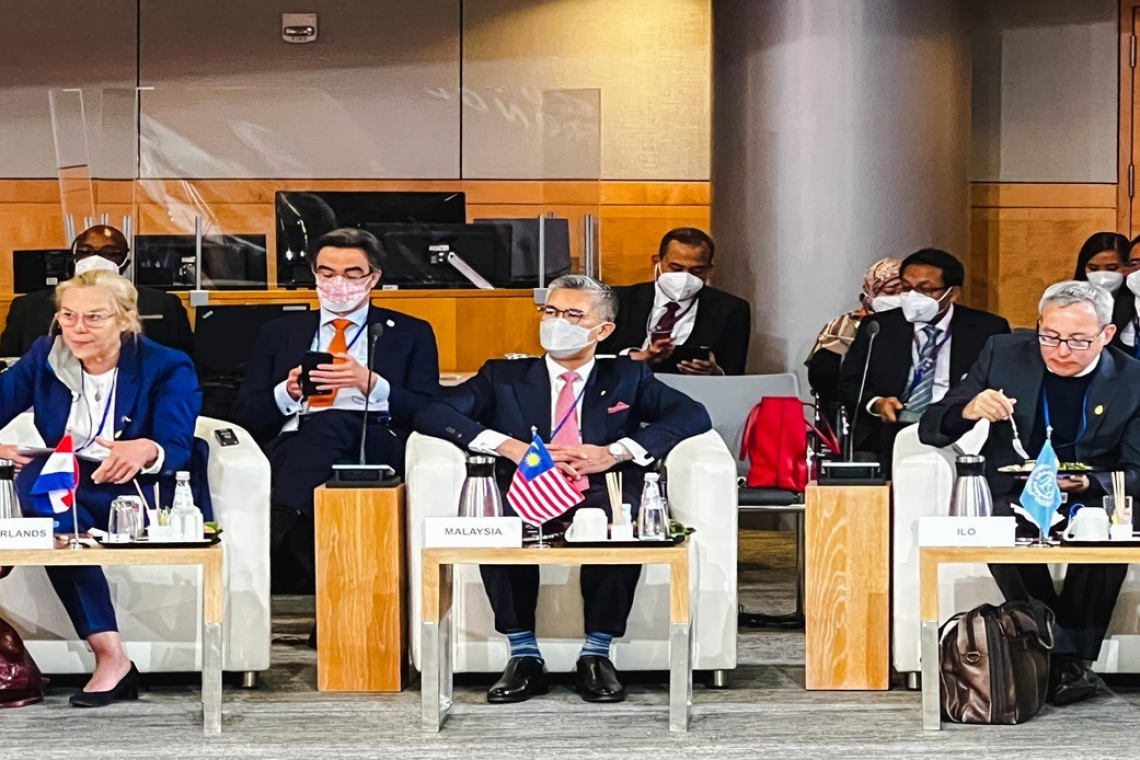 World Bank-IMF meeting: Tengku Zafrul discusses strengthening financial industry, regional economic stability with Indonesia, Singapore counterparts