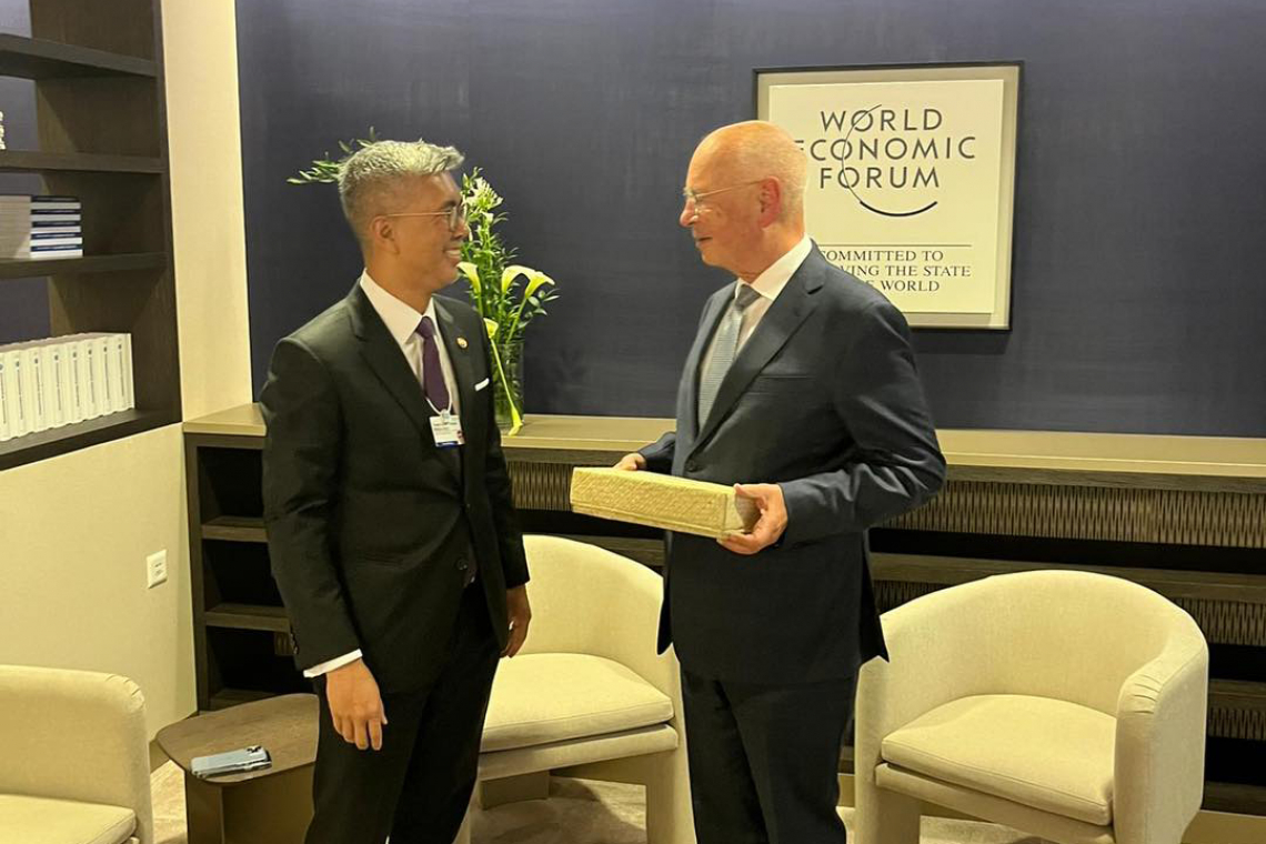 Sesi Pertemuan bersama Pengasas &amp; Pengerusi Eksekutif WEF