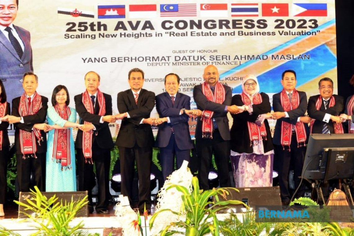 Data From Valuers Important To Assist Policymakers – Ahmad Maslan