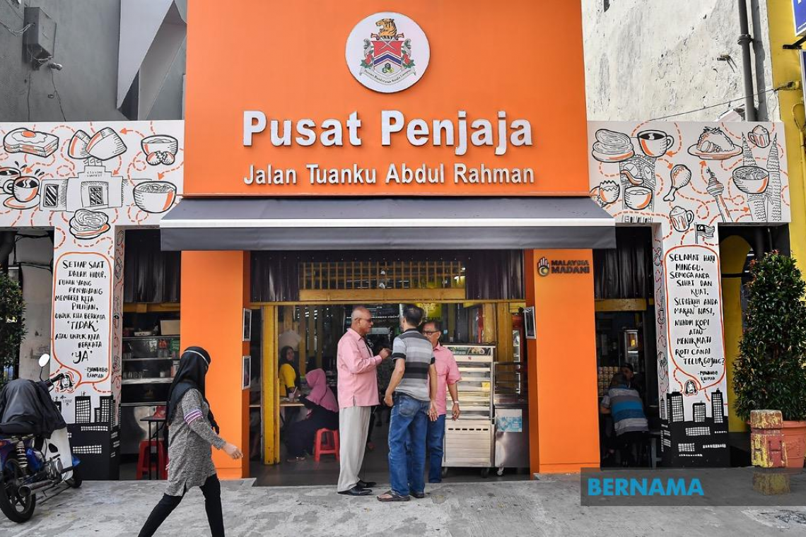 Belanjawan 2024: RM110 Juta Untuk Naik Taraf Pusat Penjaja, Pasar Awam Uzur