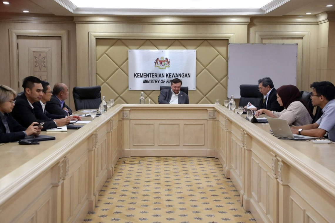 Sesi Kunjungan Hormat CEO MRT Corporation di MOF