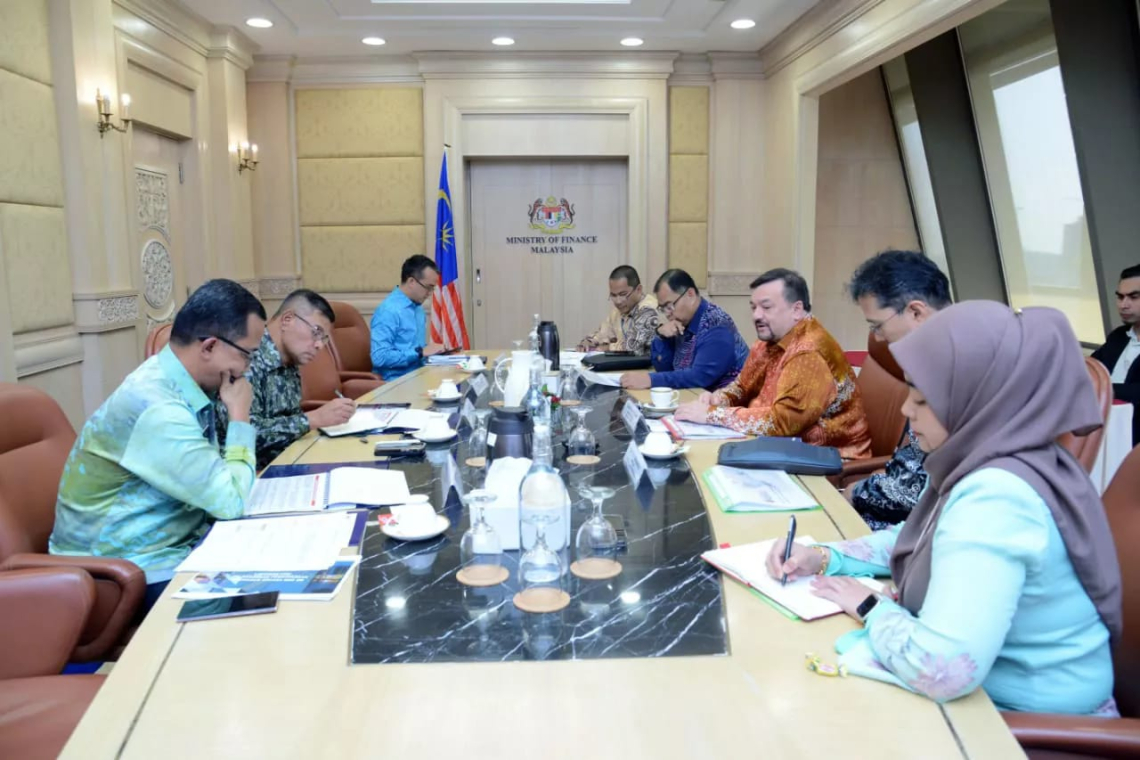 Sesi Libat Urus Cadangan Inisiatif Belanjawan 2025 Bersama Menteri KDN