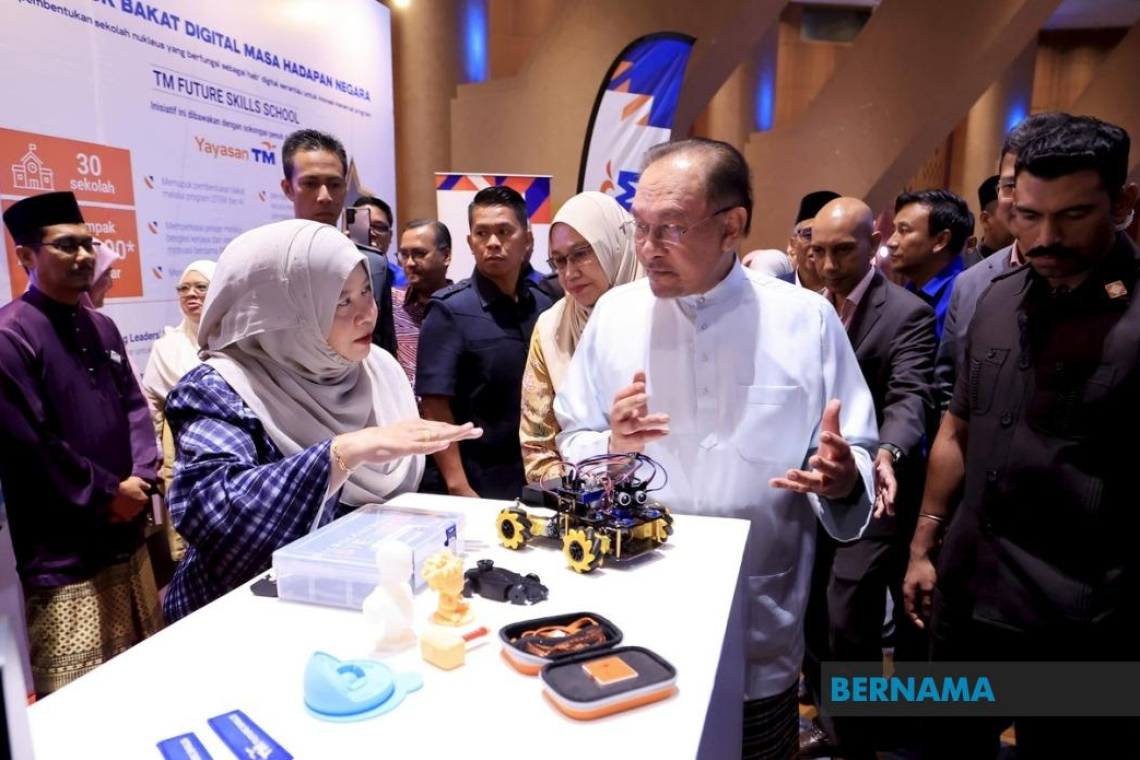 Hampir 1,000 Sekolah Dipilih Sertai Program Sekolah Angkat MADANI