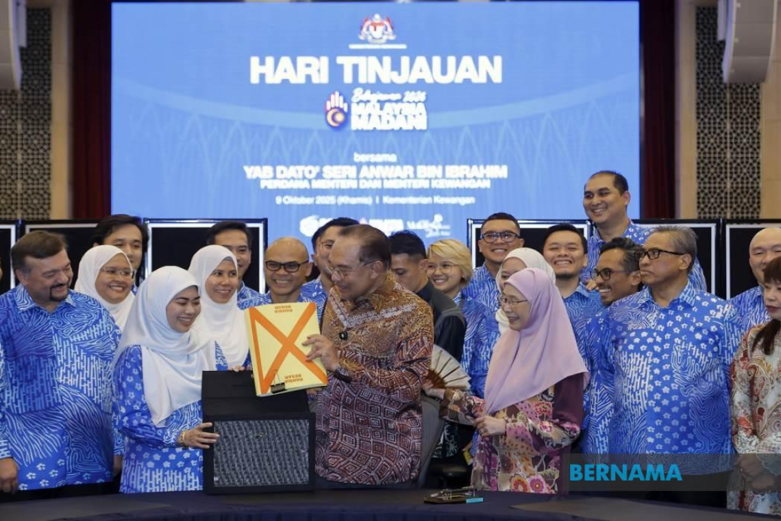Anwar Seeking Prayers From All Malaysians To Ensure Smooth Process When Tabling 2026 Budget
