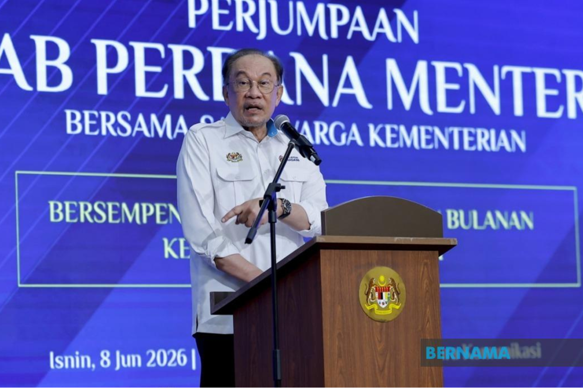 PM Raises Concern Over Foreigners Misusing Visitor, Student Visas To Run Businesses