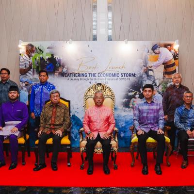 Majlis Pelancaran Buku Weathering The Economic Storm: A Journey through the Uncharted Waters of COVID-19