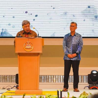 Majlis Pelancaran Buku Weathering The Economic Storm: A Journey through the Uncharted Waters of COVID-19