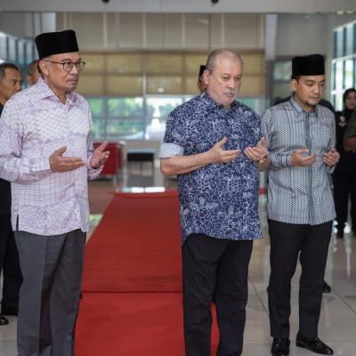 Sesi Mengadap Sultan Johor