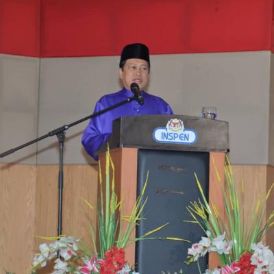 Majlis Penyerahan Mockup Cheque Geran NAPREC di INSPEN