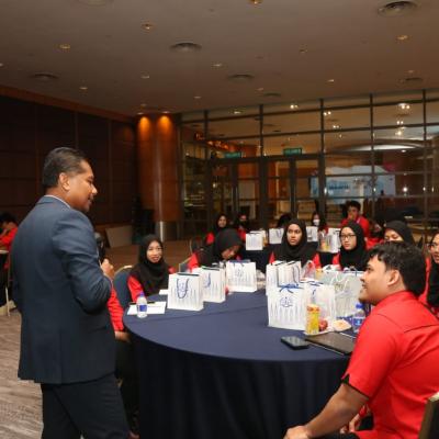 Sesi Lawatan Akademik ke MOF