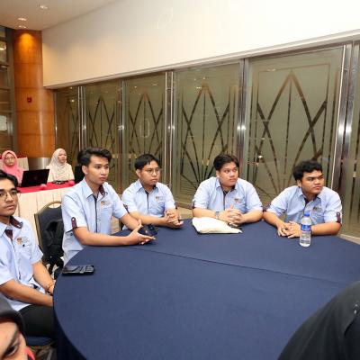 Sesi Lawatan Akademik Kelab Ekonomi, UKM ke MOF