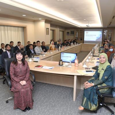 Sesi Walkabout Ke NBO & FED