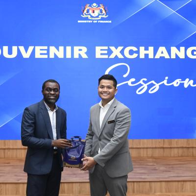 Sesi Lawatan Akademik Oleh MSU Ke MOF