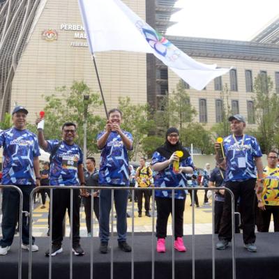 Larian Kewangan 2024