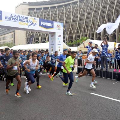 Larian Kewangan 2024