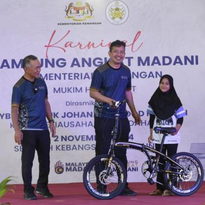 Karnival Kampung Angkat MADANI MOF Di Terengganu