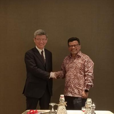 Delegasi MOF diketuai TKSP (Dasar) mengadakan beberapa mesyuarat dua hala dengan AMRO dan beberapa negara lain