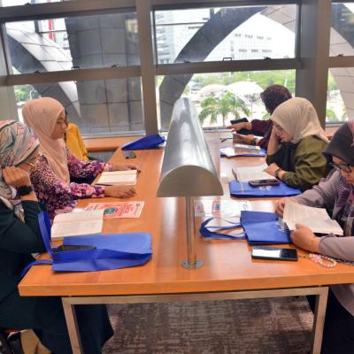 Program Jom Baca Bersama 10 Minit