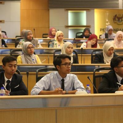 Sesi Lawatan Akademik Oleh UIAM ke MOF