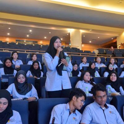 Sesi Lawatan Akademik Oleh UKM Ke MOF