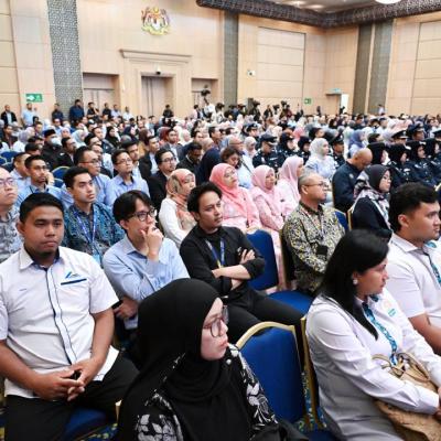 Majlis Perhimpunan Bulanan Warga MOF Bil.8/2025