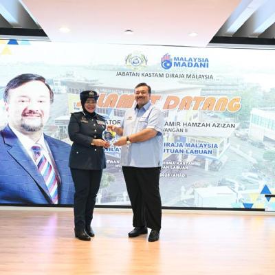 Sesi Lawatan Kerja Di Labuan