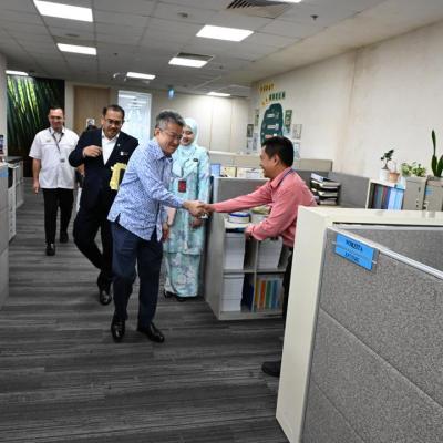 Sesi Taklimat di Pejabat Belanjawan Negara (NBO)