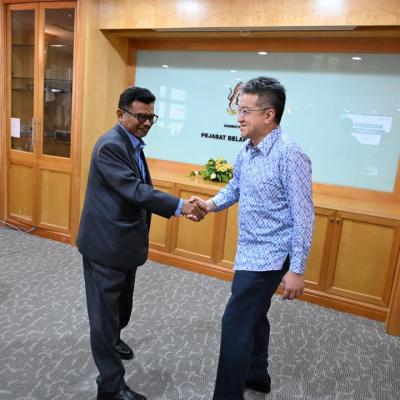 Sesi Taklimat di Pejabat Belanjawan Negara (NBO)