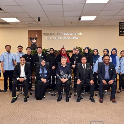 Sesi Taklimat TRK kepada Timbalan Menteri Kewangan