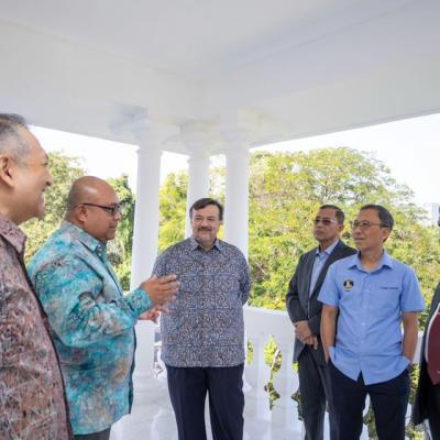Sesi Lawatan Ke Seri Negara
