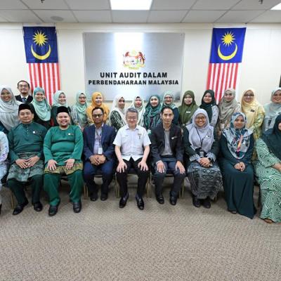 Sesi Lawatan Timbalan Menteri Kewangan Ke ADP