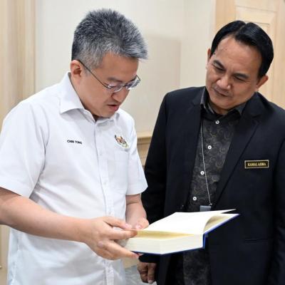 Sesi Lawatan Timbalan Menteri Kewangan Ke BUU