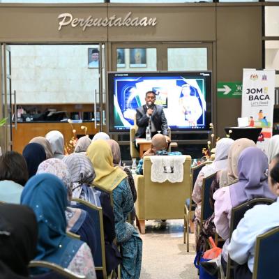 Program Jom Baca Bersama 10 Minit & Resensi Buku