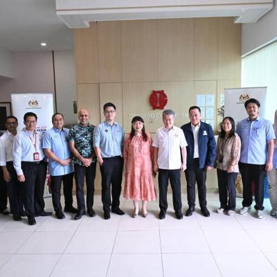 Belanjawan 2027: Memperkukuh Kesiapsiagaan Menghadapi Masyarakat Menua