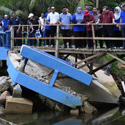 2Majlis Pelancaran Kemudahan Laluan Gelincir Di Pulau Tioman, Pahang